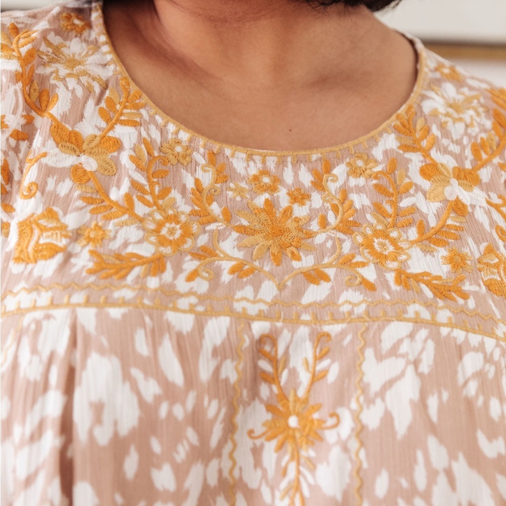 Flowy Blouse - Picture 6 of 7